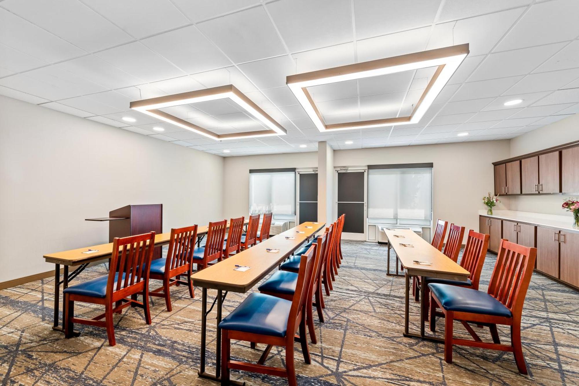 Holiday Inn Express & Suites Sylva / Dillsboro By Ihg Eksteriør billede